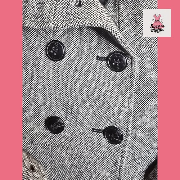 Vintage GUESS Tweed Trench Coat - Small, Double-Breasted & Belted - Like New - Picture 5 of 11